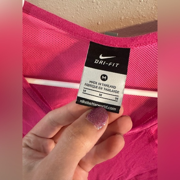 🔴Nike Pink Long Sleeve Top - Picture 2 of 4